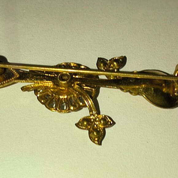 Vintage 1950's CORO Guilloche Rose Enamel Pin & Screw Back Earrings 13 - Picture 3 of 8